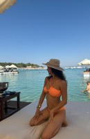 Zarina, Age 20, Izmir / Turkey Escorts