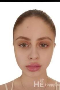 Asia, wiek 18, Tbilisi / Gruzja Eskorty - 17