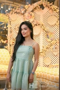 Elle, Age 23, Escort in Istanbul / Turkey - 6