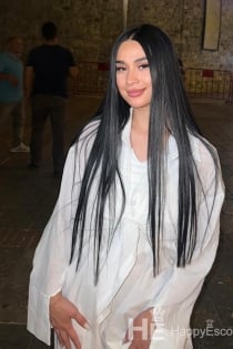 Elle, Age 23, Escort in Istanbul / Turkey - 3