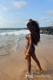 Kechi, Age 23, Escort in Dubai / UAE - 2