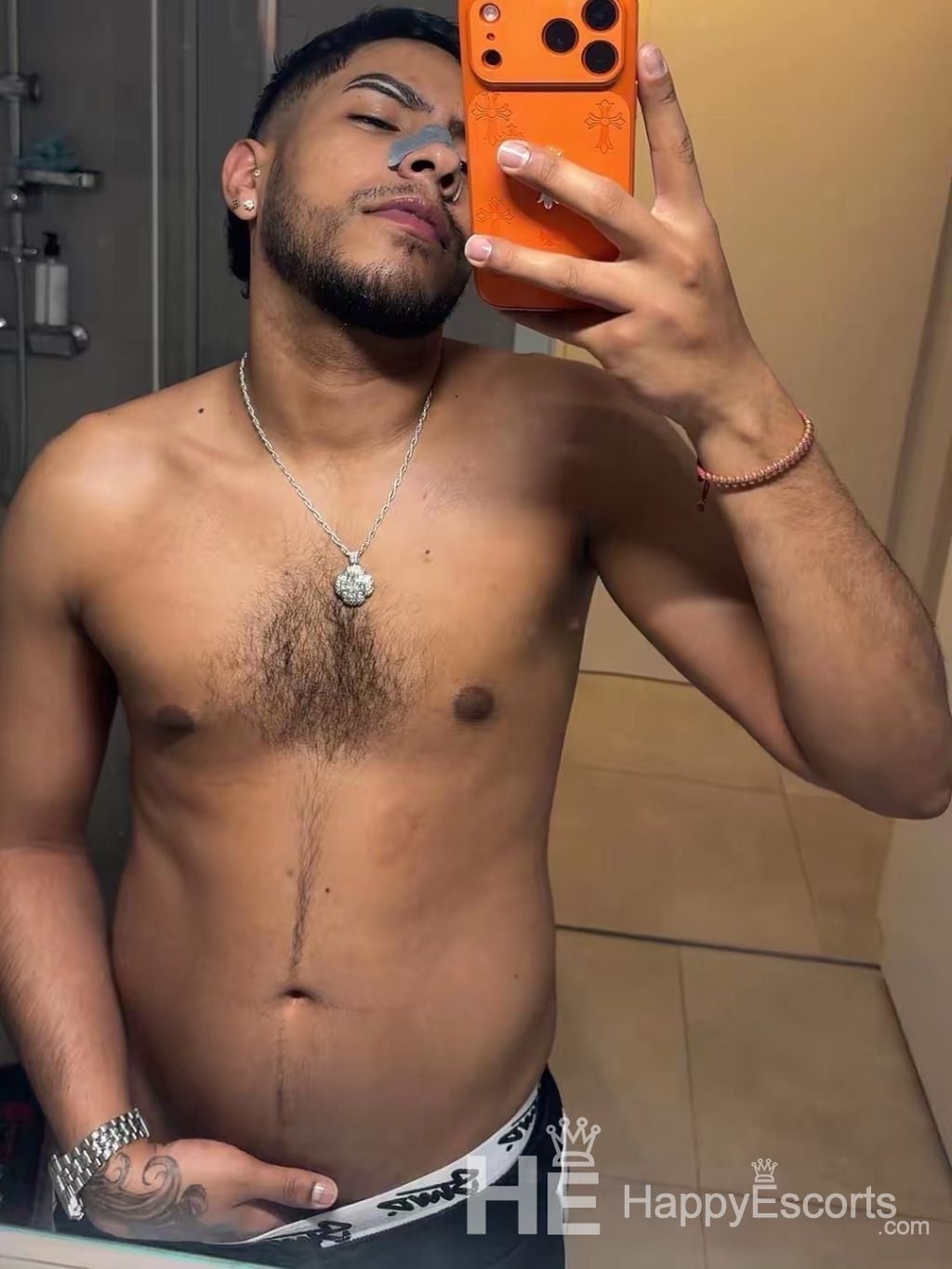 Deyvi Garcia, 26 tuổi - 1