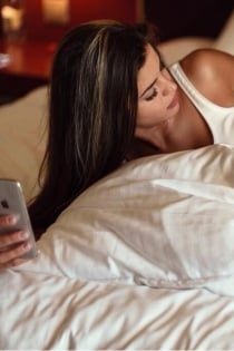 셀린, 26세, 벨기에 안트베르펜 거주, 에스코트 - 5명