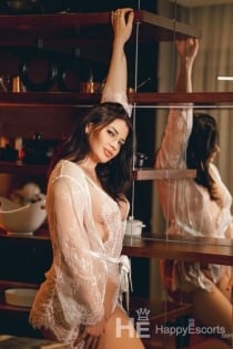 Melina, 26 let, Tirana / Albanija Spremljevalke - 4