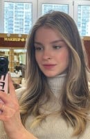 Dee, Age 19, Istanbul / Turkey Escorts