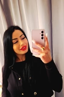 Amira, ikä 27, Bryssel / Belgia Seuralaiset - 6