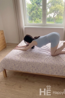 Hira, Age 22, Escort in Istanbul / Turkey - 2