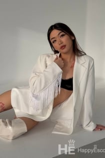 Карина, 24 лет, Тбилиси/Грузия Эскорт - 3