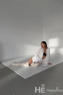 Карина, 24 лет, Тбилиси/Грузия Эскорт - 8