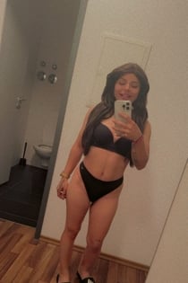 Eleonora, Age 25, Escort in Tours / France - 5