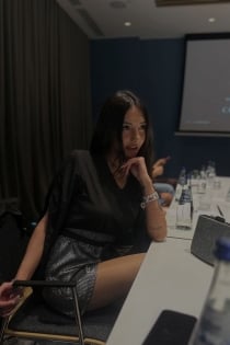 TSHA, Umur 21, Pengiring Tirana / Albania - 4