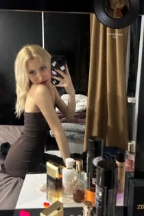 selen, Age 21, Istanbul / Turkey Escorts - 3