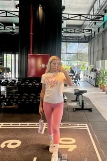 Sofia, Age 20, Escort in Tirana / Albania - 4