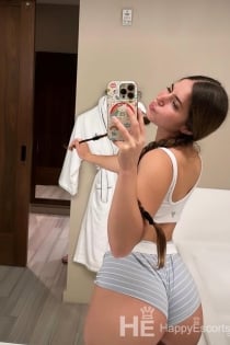 Claude, Umur 24, Tirana / Pengiring Albania - 3