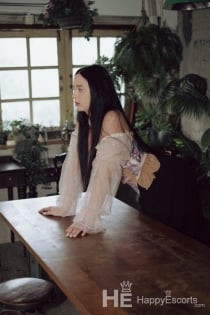 ロキシー、24歳、ドバイ/UAEエスコート - 12