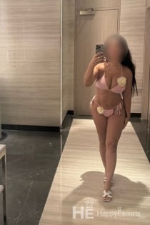 Sarina, 28 anni, escort a Dubai/Emirati Arabi Uniti - 8