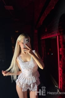 Alisa, Age 22, Escort in Bangkok / Thailand - 2