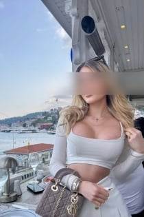 Lisa, Age 24, Escort in Munich / Germany - 4