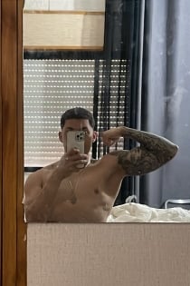 Pedro XXL, Age 25, Escort in Porto / Portugal - 2