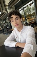 Aras, Alter 19, Escort in Istanbul / Türkei