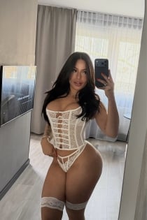 Mila, Age 26, Escort in Tirana / Albania - 3