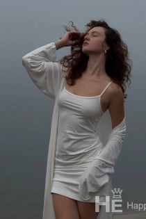 Leah, Age 23, Escort in Istanbul / Turkey - 5