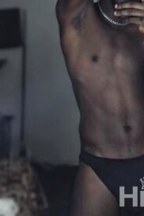 Kenneth Perfect, 22 ans, Kinshasa / RD Congo Escorts - 4