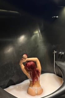 Aria, 27 años, Madrid / España Escorts - 2