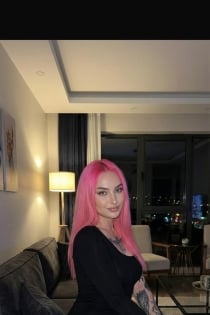 Esila, Age 19, Escort in Istanbul / Turkey - 2