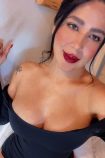 Luna, 23 años - 8