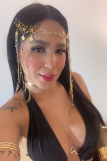 Luna, 23 años - 6