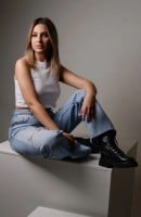 Iasmina, Alter 22, Escort in Düsseldorf / Deutschland