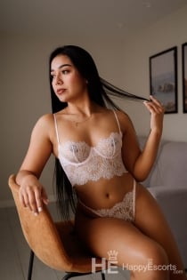 LAURA, 24 let, Ibiza / Španija Spremljevalke - 3