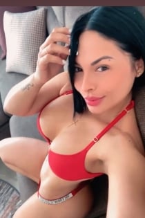 Laura, 34 let