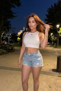 Mine, Yaş 22, İstanbul / Türkiye Escort - 2