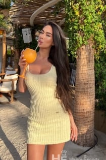 Yulicka, 24 yaşında