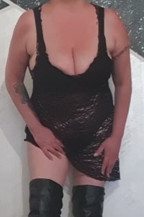 Lori, Age 45, Escort in Örebro / Sweden - 3
