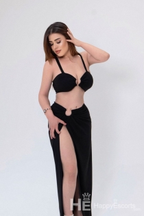 Zara, 24 m., Dubajus / JAE palydos – 5