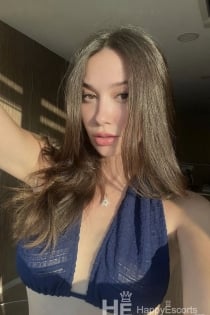 Grace, 21 let, Tirana / Albánie Escorts