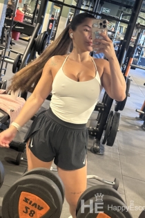 Luana, Age 28 - 16