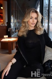 Amy, Age 23, Escort in Istanbul / Turkey - 2