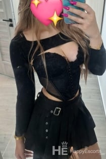 Karissa, wiek 21, Bukareszt / Rumunia Eskorty - 6