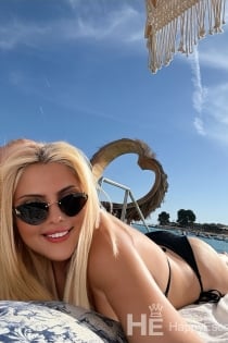 Elif, Age 26, Istanbul / Turkey Escorts