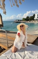 Elif, Age 26, Istanbul / Turkey Escorts