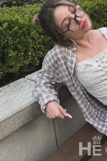 Evelyn, Age 23, Escort in Dubai / UAE - 6