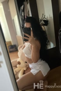 Yasminna, vanus 21, Bukarest / Rumeenia Eskorttüdrukud - 2