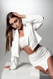 Lunessa Lee, 20 anos, Dubai / Emirados Árabes Unidos - 3