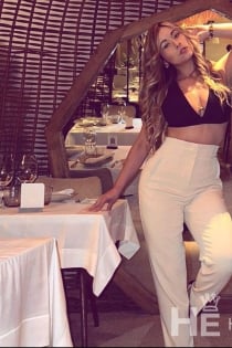 Megan, Age 35, Lyon / France Escorts - 5