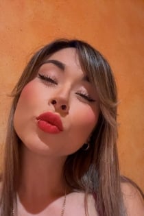Megan, Age 35, Lyon / France Escorts - 4