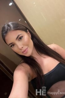 Lyra, Age 24, Escort in Dubai / UAE - 2